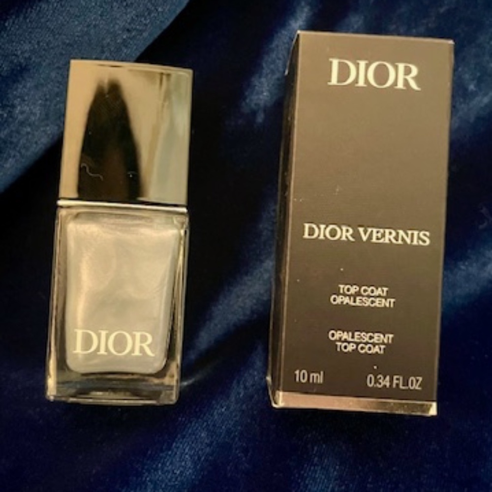 LIMITED EDITION - BLUEMANIA NAIL POLISH - DIOR - NWOT